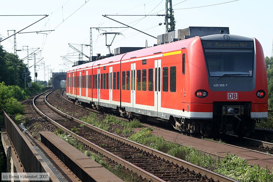 Deutsche Bahn - 425509-7
/ Bild: db4255097_bk0708050210.jpg