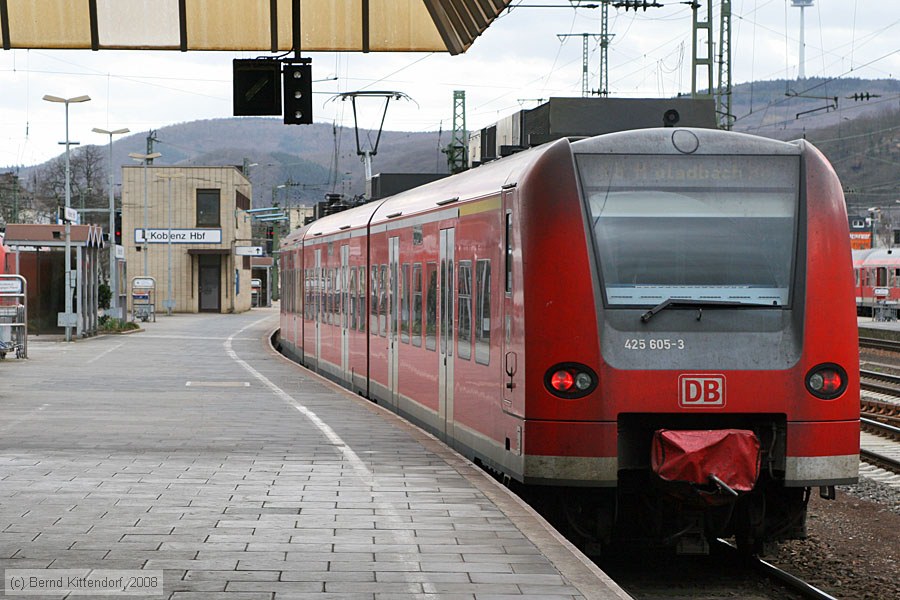 Deutsche Bahn - 425605-3
/ Bild: db4256053_bk0803120025.jpg