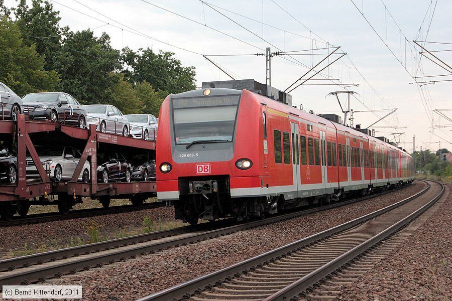 Deutsche Bahn - 425609-5
/ Bild: db4256095_bk1108250059.jpg