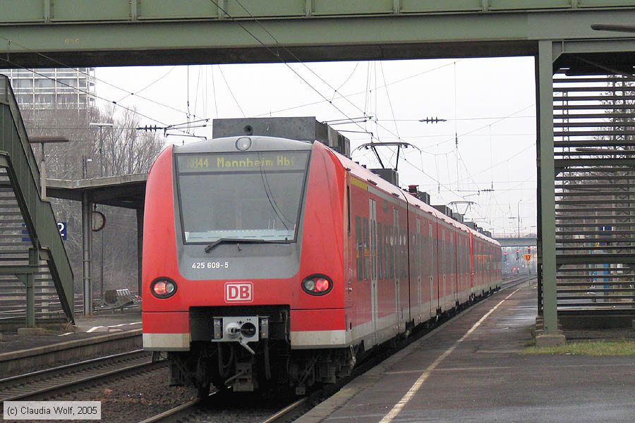 Deutsche Bahn - 425609-5
/ Bild: db4256095_cw007254.jpg