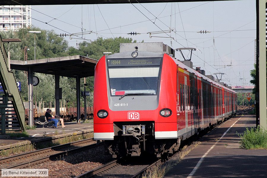 Deutsche Bahn - 425611-1
/ Bild: db4256111_bk0806100028.jpg
