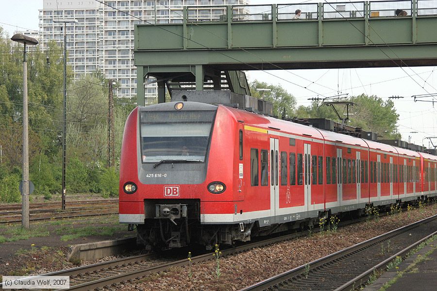 Deutsche Bahn - 425616-0
/ Bild: db4256160_cw0704200018.jpg