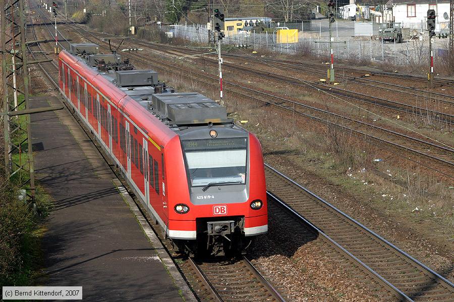 Deutsche Bahn - 425619-4
/ Bild: db4256194_bk0703150137.jpg
