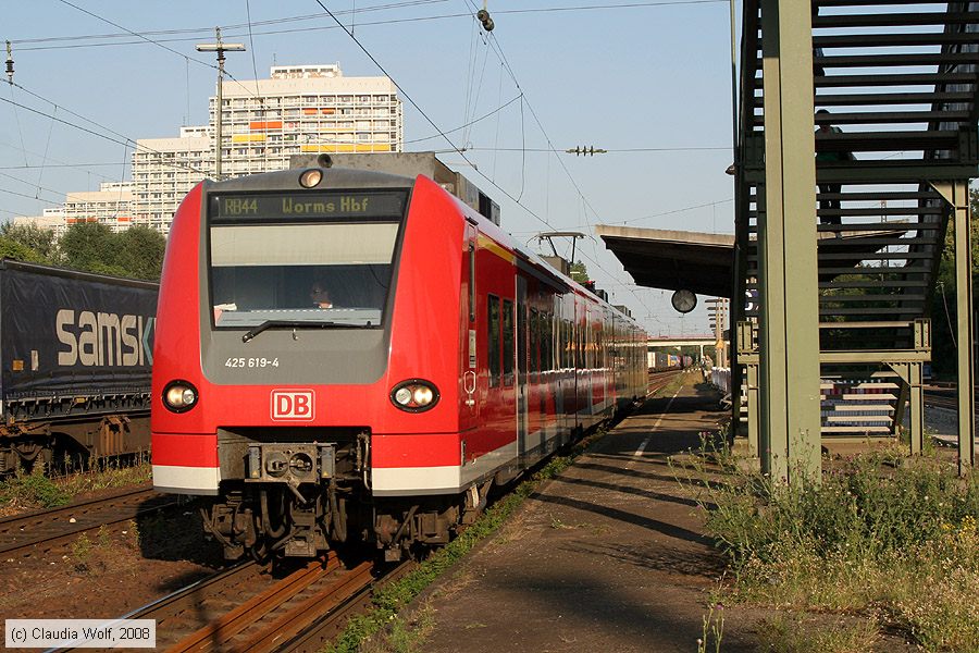 Deutsche Bahn - 425619-4
/ Bild: db4256194_cw0807240085.jpg