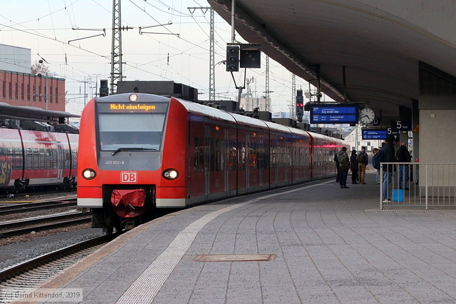 Deutsche Bahn - 425603-8
/ Bild: db4256038_bk1902130097.jpg