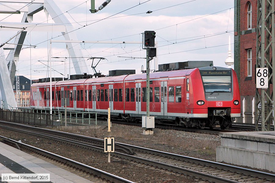 Deutsche Bahn - 425623-6
/ Bild: db4256236_bk1504050013.jpg