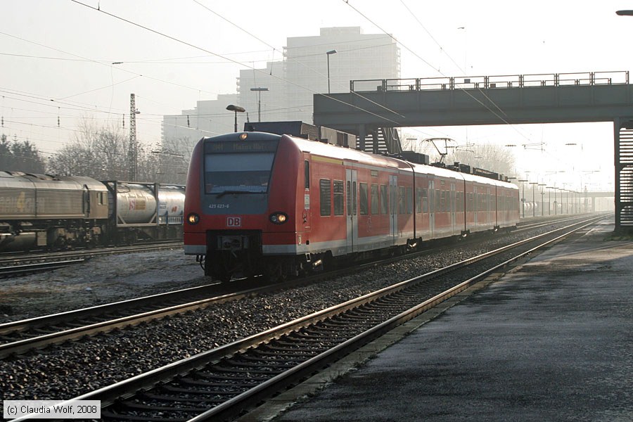 Deutsche Bahn - 425623-6
/ Bild: db4256236_cw0802130018.jpg