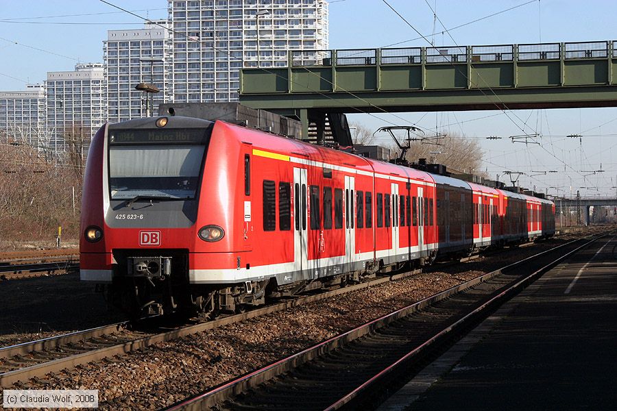 Deutsche Bahn - 425623-6
/ Bild: db4256236_cw0802180036.jpg
