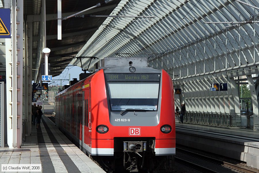 Deutsche Bahn - 425623-6
/ Bild: db4256236_cw0807100027.jpg