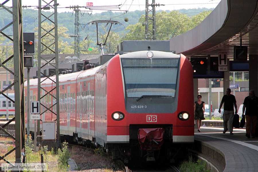 Deutsche Bahn - 425629-3
/ Bild: db4256293_bk1306080026.jpg