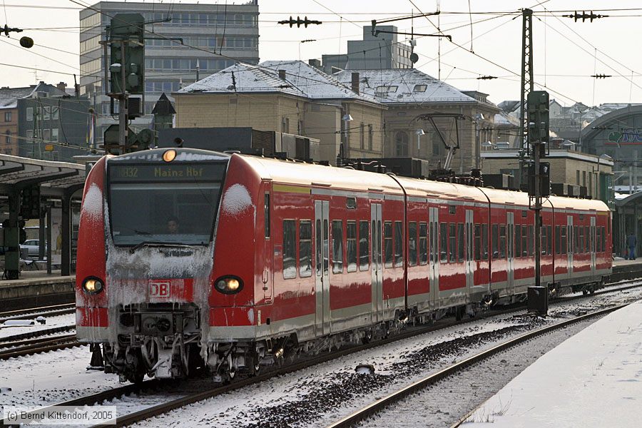 Deutsche Bahn - 425635-0
/ Bild: db4256350_e0025424.jpg
