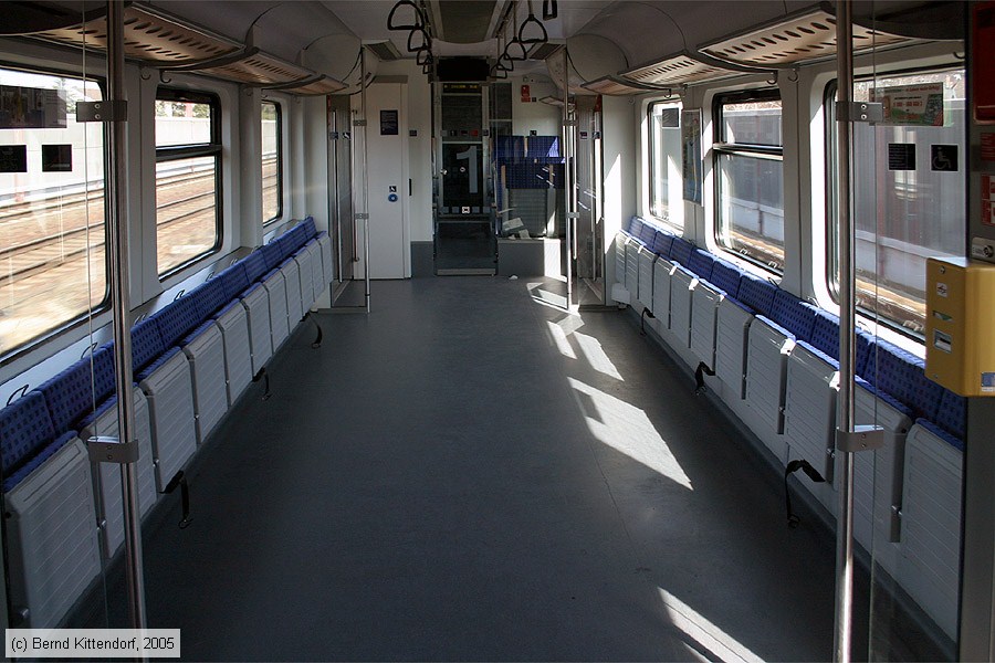 Deutsche Bahn - S-Bahn Rhein Neckar - 425702-8 - Innenansicht
/ Bild: db4257028_e0015278.jpg