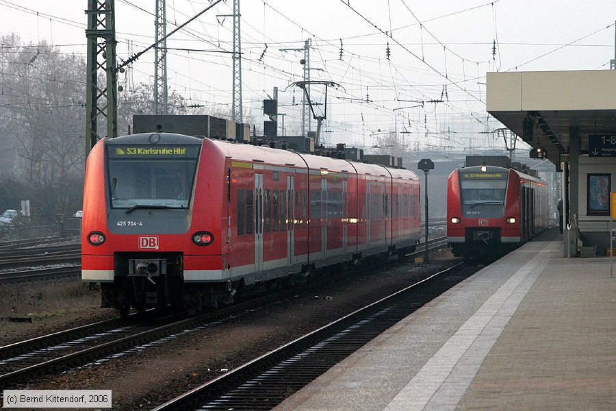 Deutsche Bahn - S-Bahn Rhein Neckar - 425704-4
/ Bild: db4257044_e0025828.jpg