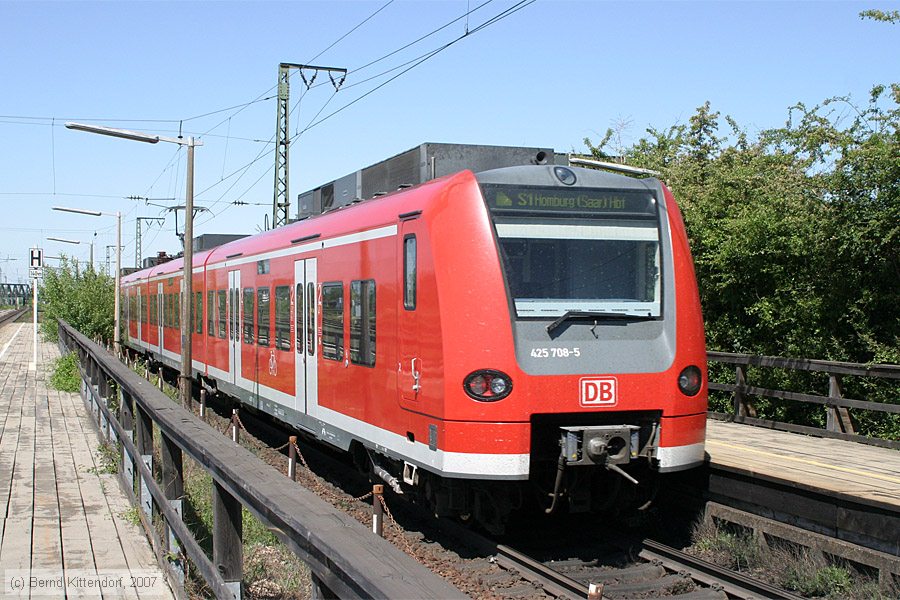 Deutsche Bahn - 425708-5
/ Bild: db4257085_bk0704300024.jpg