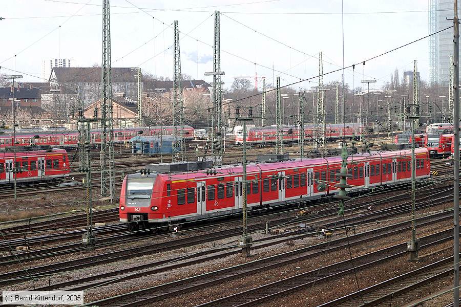 Deutsche Bahn - 425708-5
/ Bild: db4257085_e0012890.jpg