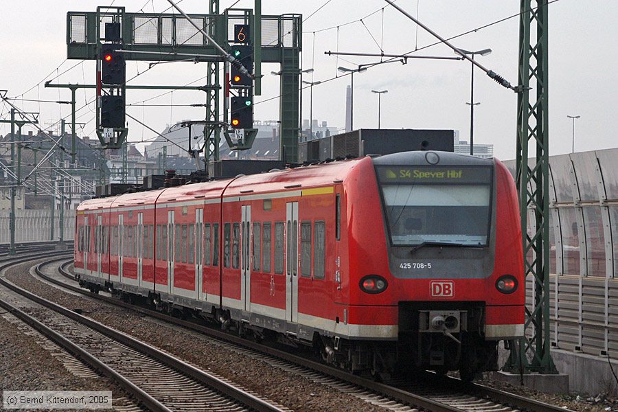 Deutsche Bahn - 425708-5
/ Bild: db4257085_e0013301.jpg Deutsche Bahn - 425708-5
/ Bild: db4257085_e0013301.jpg