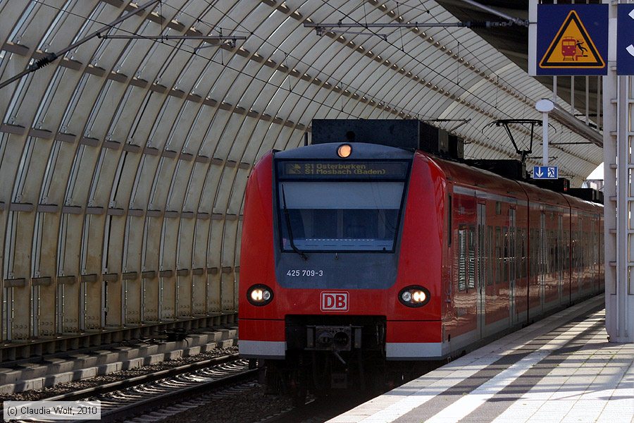 Deutsche Bahn - 425709-3
/ Bild: db4257093_cw1005210057.jpg