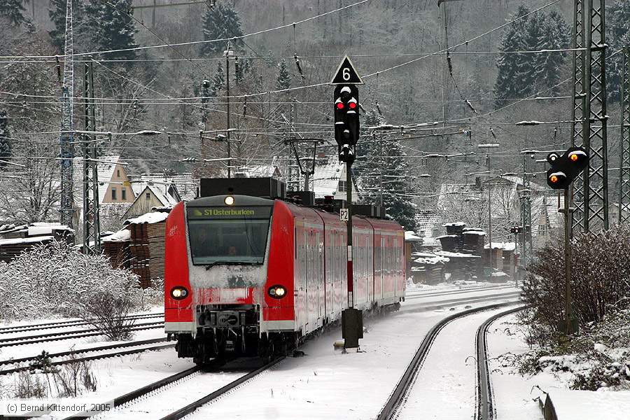 Deutsche Bahn - S-Bahn Rhein Neckar - 425711-9
/ Bild: db4257119_e0025296.jpg