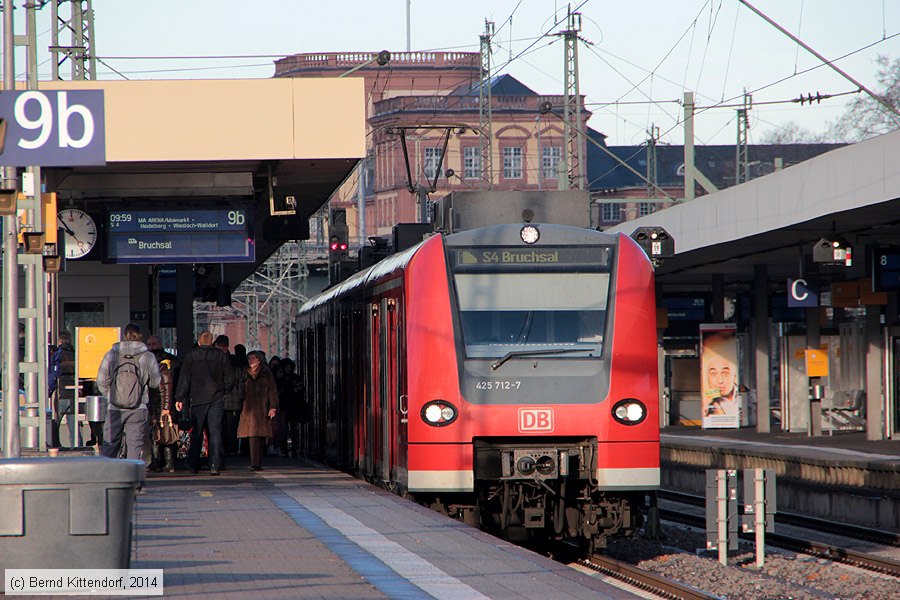Deutsche Bahn - 425712-7
/ Bild: db4257127_bk1401070003.jpg
