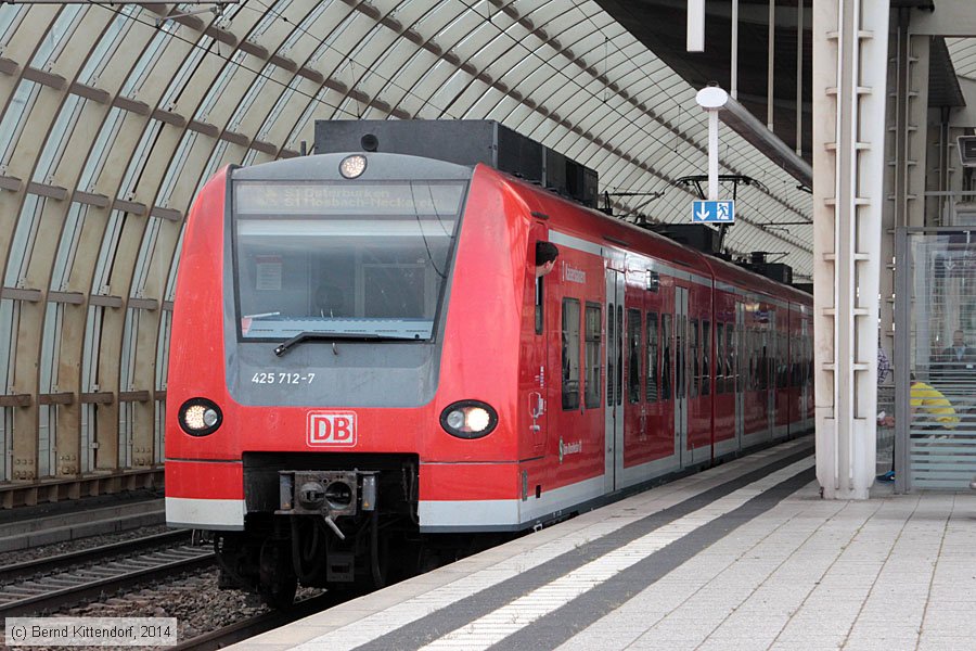 Deutsche Bahn - 425712-7
/ Bild: db4257127_bk1406020021.jpg