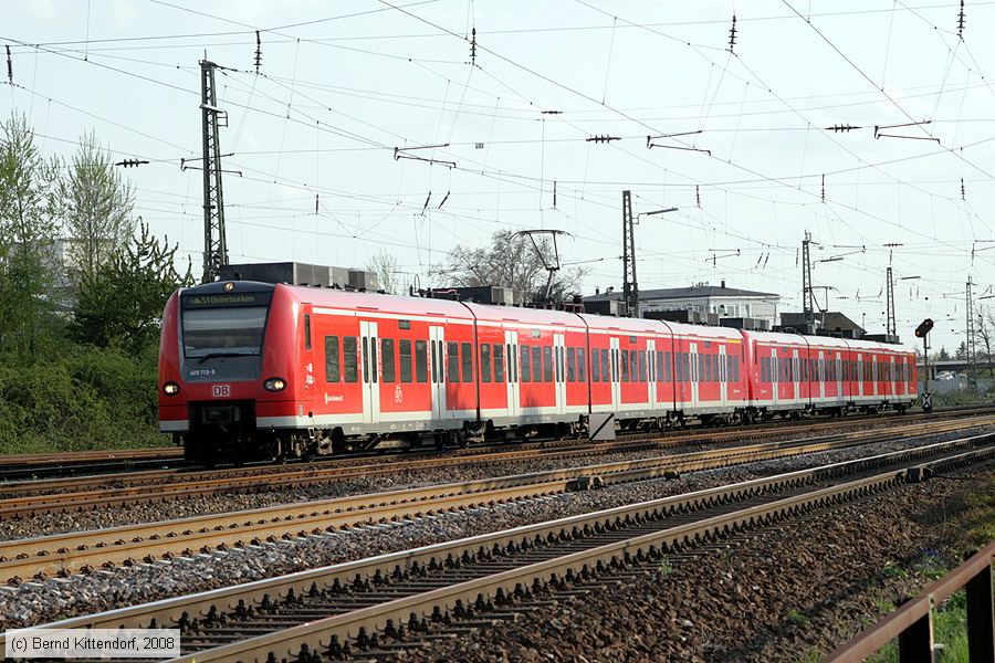 Deutsche Bahn - S-Bahn Rhein Neckar - 425713-5
/ Bild: db4257135_bk0804240010.jpg