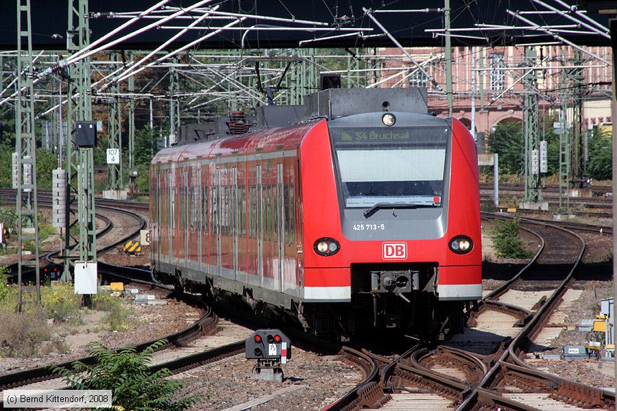 Deutsche Bahn - S-Bahn Rhein Neckar - 425713-5
/ Bild: db4257135_bk0809090011.jpg