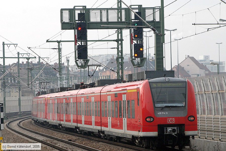 Deutsche Bahn - S-Bahn Rhein Neckar - 425714-3
/ Bild: db4257143_e0013299.jpg