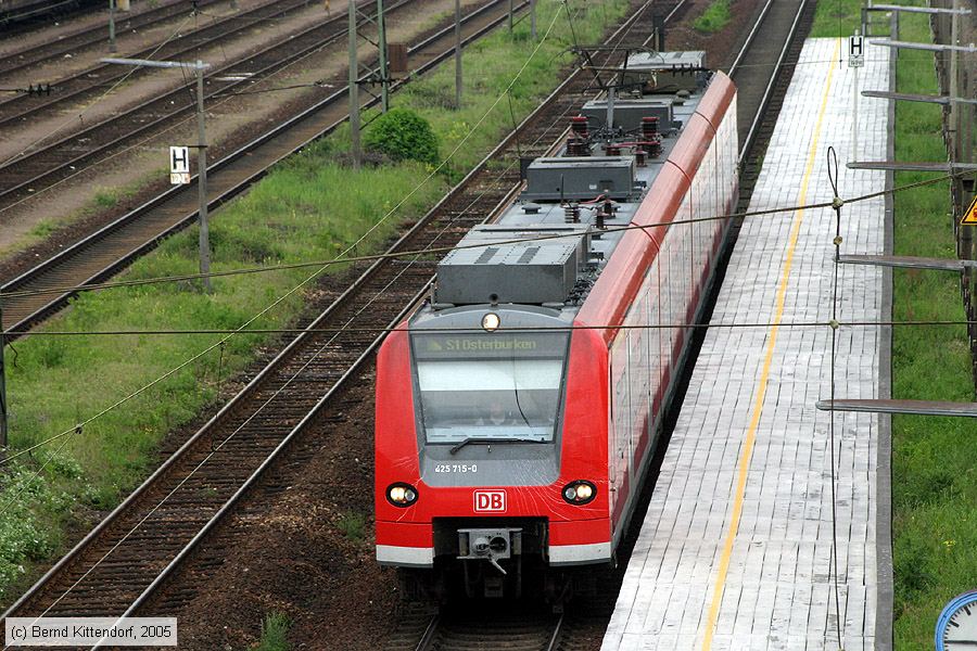 Deutsche Bahn - S-Bahn Rhein Neckar - 425715-0
/ Bild: db4257150_e0018641.jpg