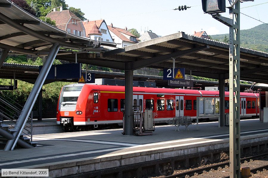 Deutsche Bahn - 425717-6
/ Bild: db4257176_e0022535.jpg