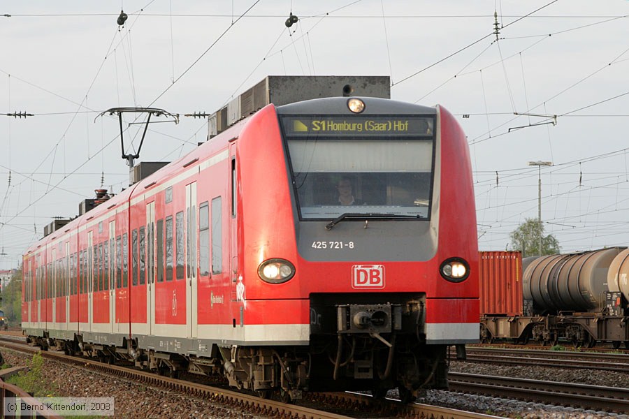 Deutsche Bahn - 425721-8
/ Bild: db4257218_bk0804240064.jpg