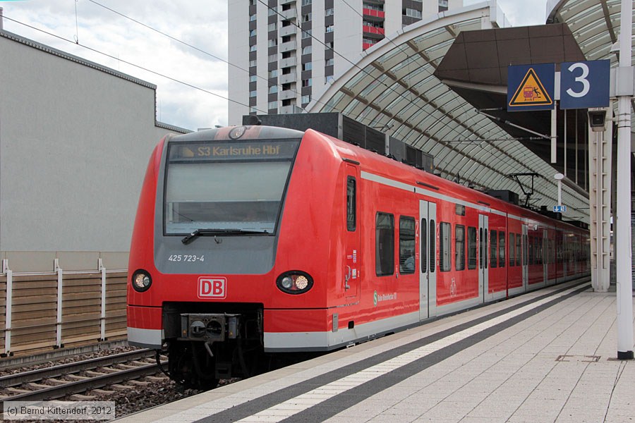 Deutsche Bahn - 425723-4
/ Bild: db4257234_bk1207160055.jpg