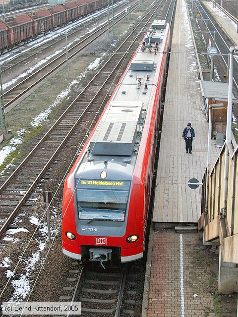 Deutsche Bahn - S-Bahn Rhein Neckar - 425727-5
/ Bild: db4257275_e0014326.jpg