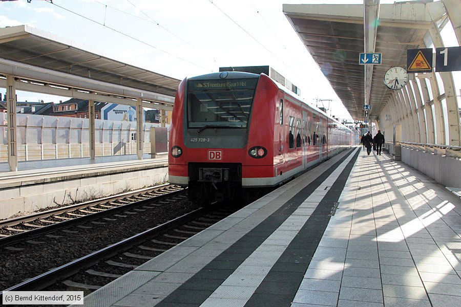 Deutsche Bahn - S-Bahn Rhein Neckar - 425728-3
/ Bild: db4257283_bk1504050006.jpg