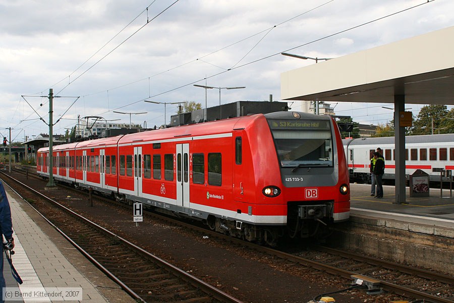 Deutsche Bahn - 425733-3
/ Bild: db4257333_bk0709290066.jpg