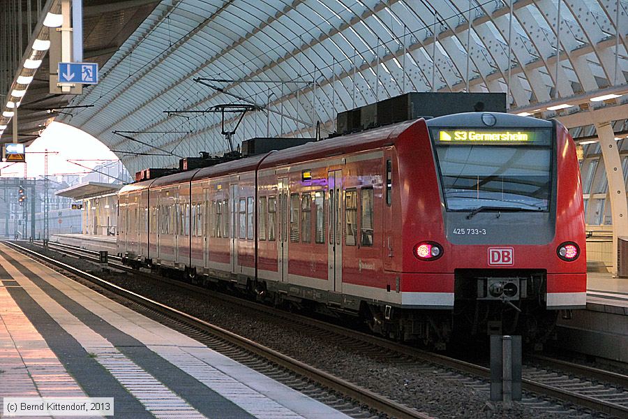 Deutsche Bahn - 425733-3
/ Bild: db4257333_bk1312170021.jpg