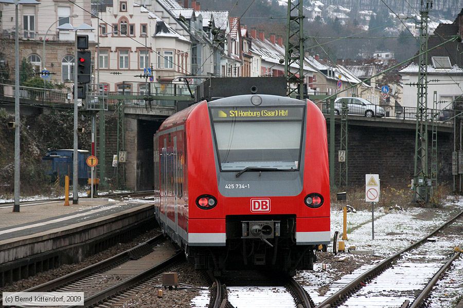 Deutsche Bahn - 425734-1
/ Bild: db4257341_bk0912140036.jpg