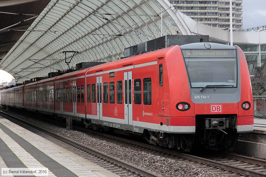 Deutsche Bahn - 425734-1
/ Bild: db4257341_bk1601150022.jpg Deutsche Bahn - 425734-1
/ Bild: db4257341_bk1601150022.jpg