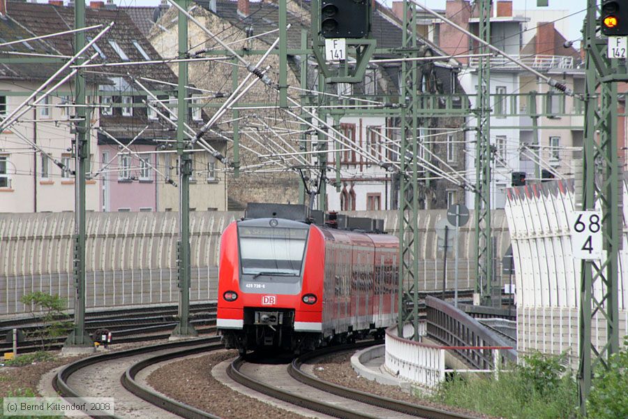 Deutsche Bahn - 425736-6
/ Bild: db4257366_bk0806260041.jpg