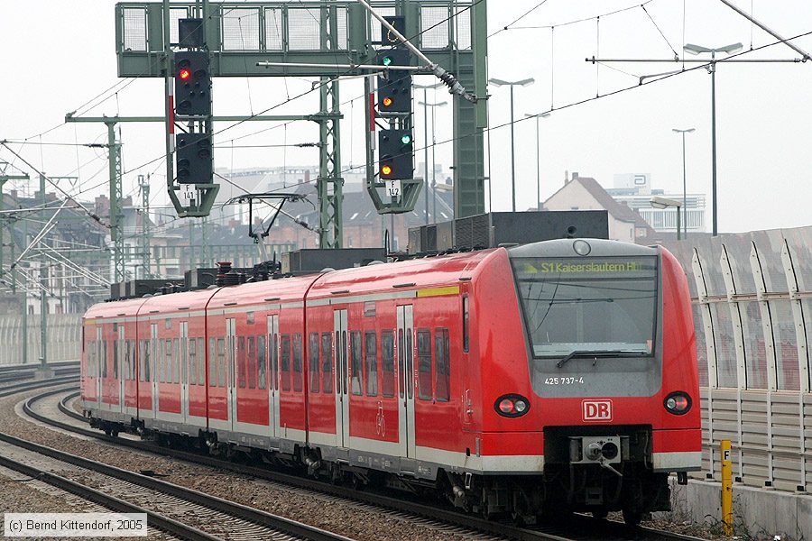 Deutsche Bahn - 425737-4
/ Bild: db4257374_e0013310.jpg