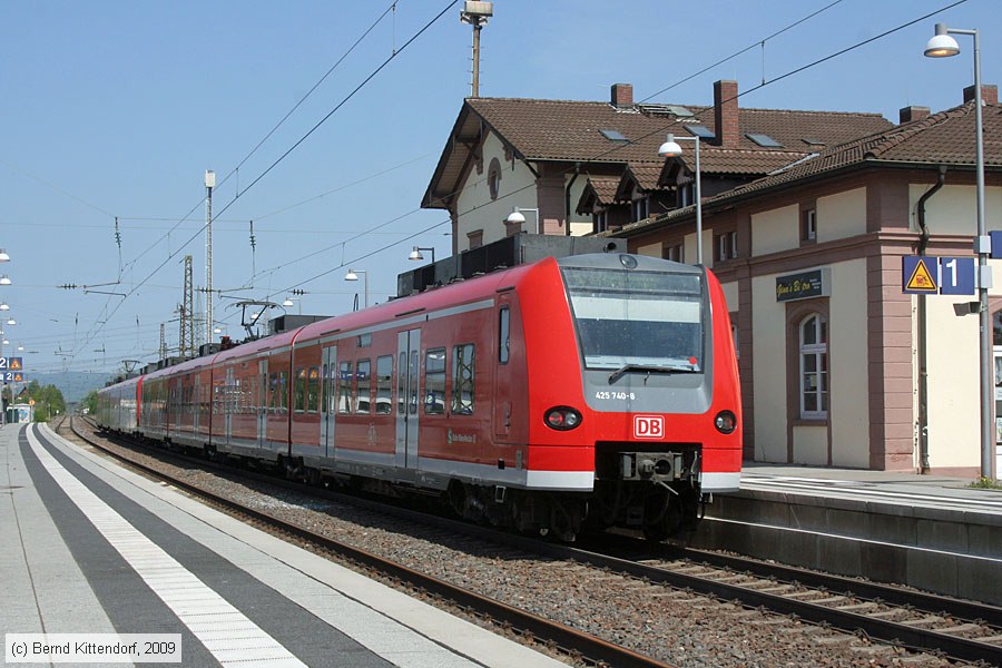 Deutsche Bahn - 425740-8
/ Bild: db4257408_bk0904250073.jpg