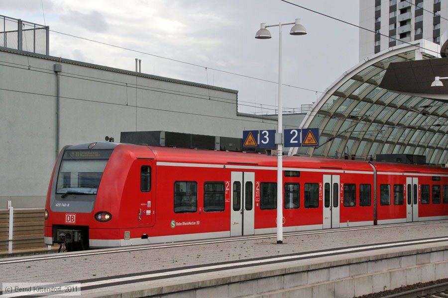 Deutsche Bahn - 425740-8
/ Bild: db4257408_bk1108050126.jpg