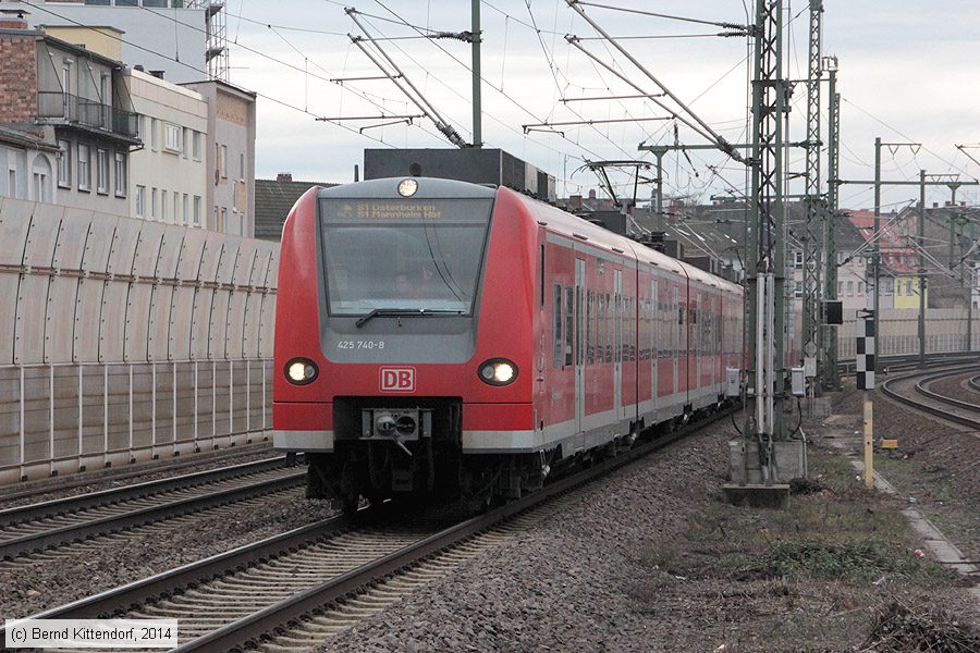 Deutsche Bahn - 425740-8
/ Bild: db4257408_bk1401160031.jpg