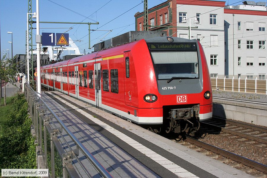 Deutsche Bahn - 425750-7
/ Bild: db4257507_bk0908010016.jpg