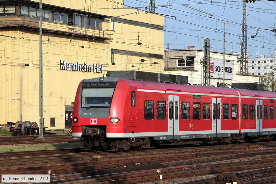 Deutsche Bahn - 425751-5
/ Bild: db4257515_bk1404100066.jpg