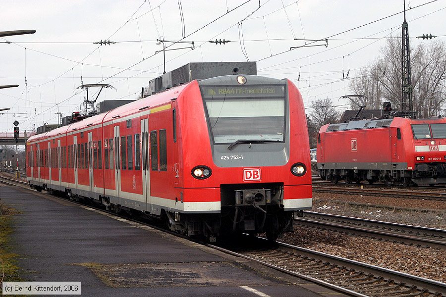 Deutsche Bahn - 425753-1
/ Bild: db4257531_bk0603250003.jpg