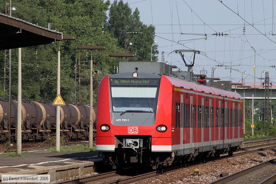 Deutsche Bahn - 425753-1
/ Bild: db4257531_e0022392.jpg