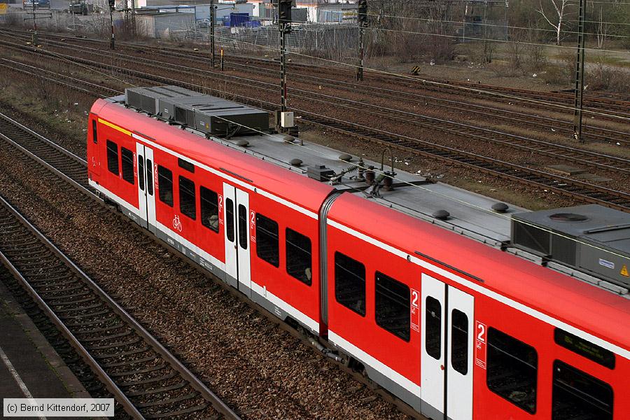 Deutsche Bahn - 425755-6
/ Bild: db4257556_bk0703160003.jpg