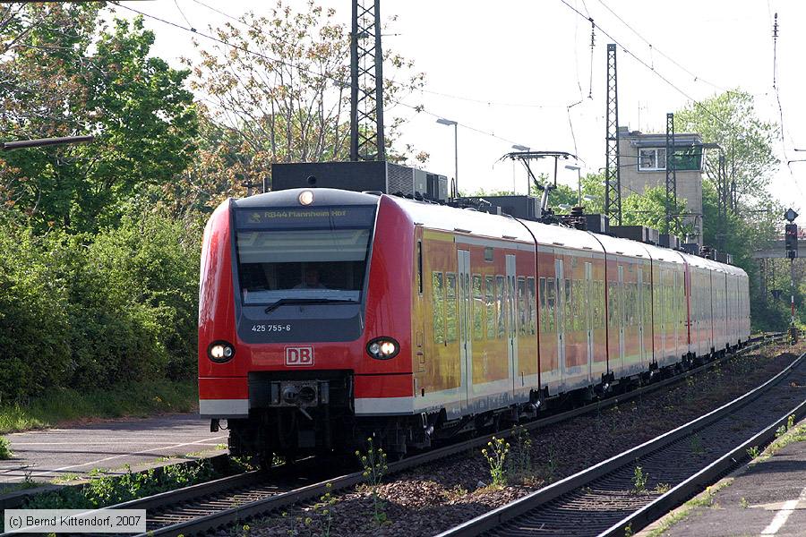 Deutsche Bahn - 425755-6
/ Bild: db4257556_bk0704200066.jpg