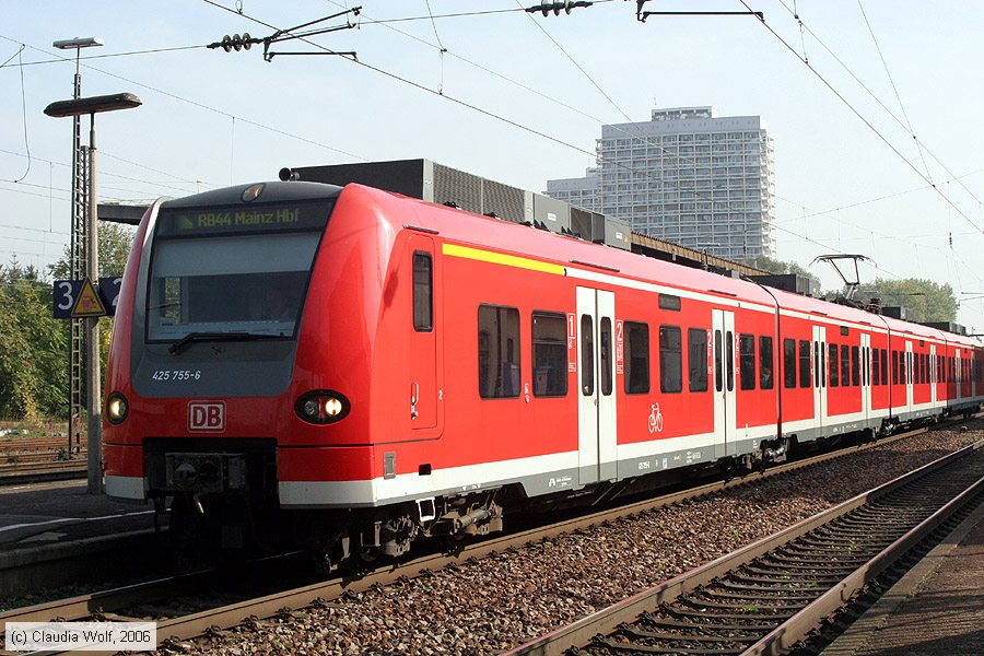 Deutsche Bahn - 425755-6
/ Bild: db4257556_cw0610180098.jpg
