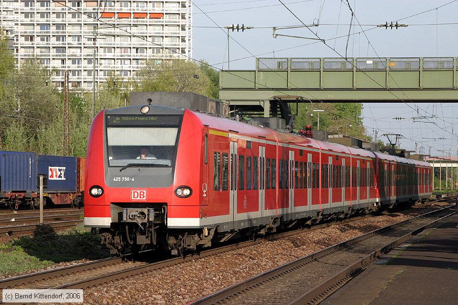 Deutsche Bahn - 425756-4
/ Bild: db4257564_bk0605020013.jpg